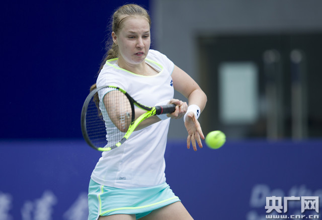 他不仅仅是 他不仅仅是